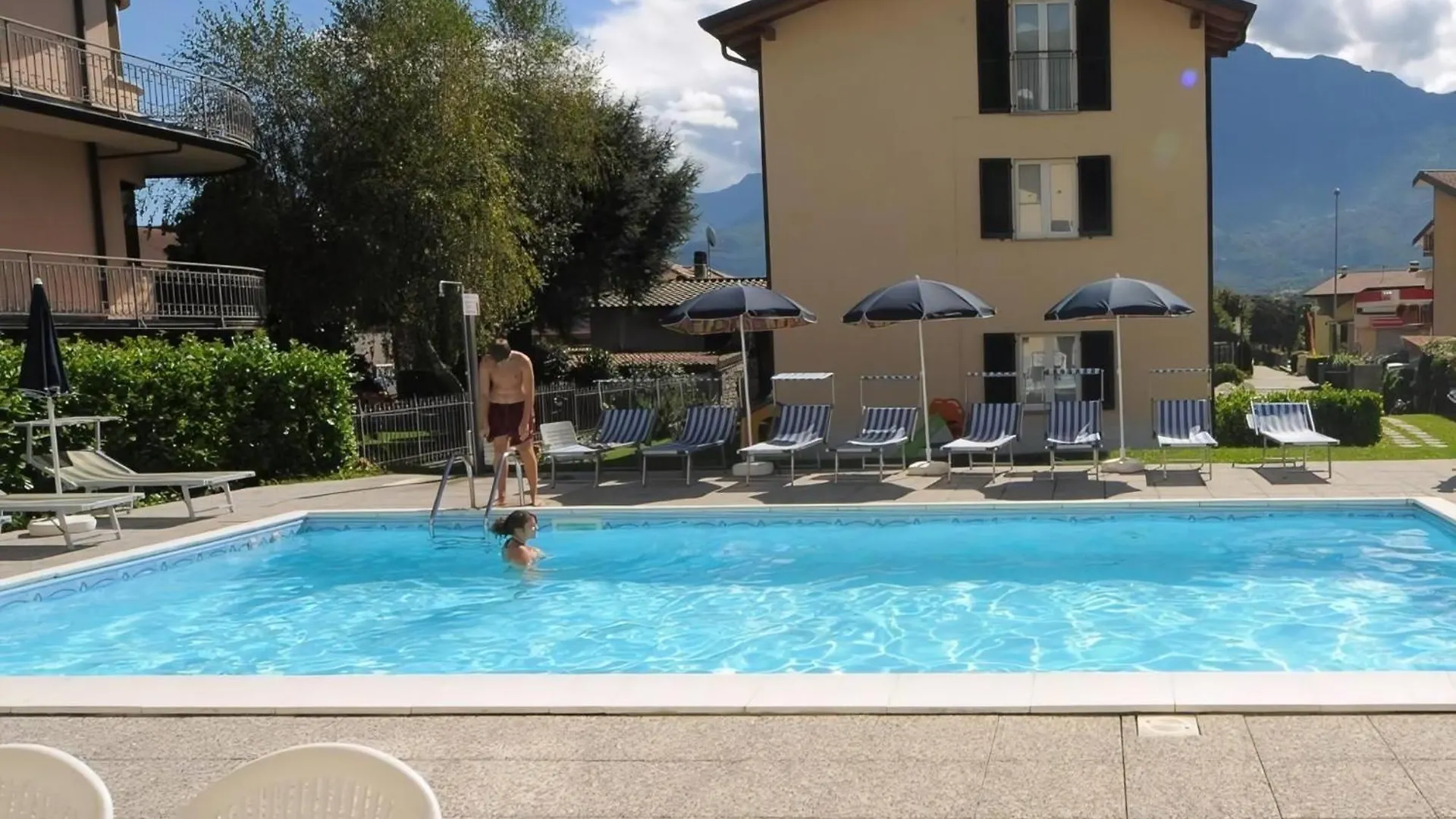 Wohnung In Domaso Mit Gemeinschaftlichem Pool 0*,